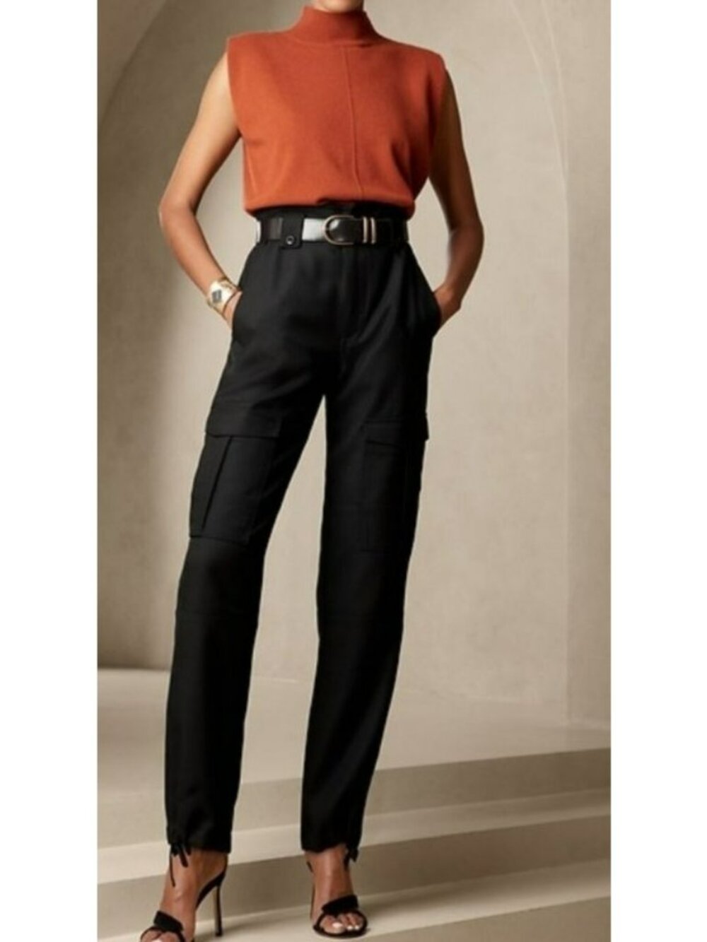 Banana Republic Black 100% Wool Cargo Pants Size 6 Womens With Adjustable